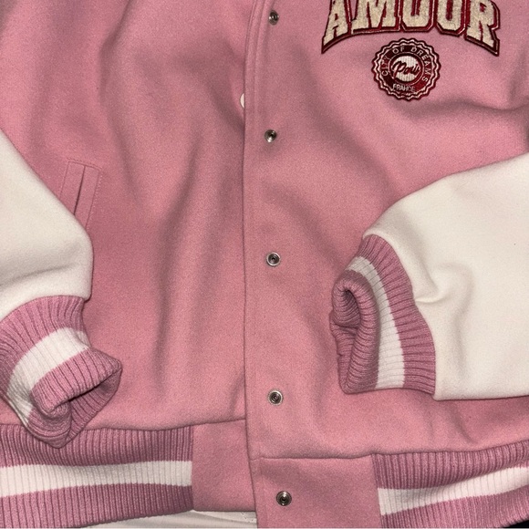 “Amour/Paris” Varsity Jacket Forever 21 - Picture 12 of 13